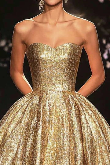 Robe bustier sans bretelles en satin doré métallisé A Line
